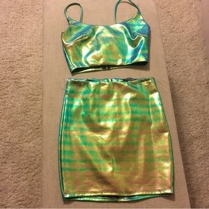 ISO Fashion Nova Iridescent Set